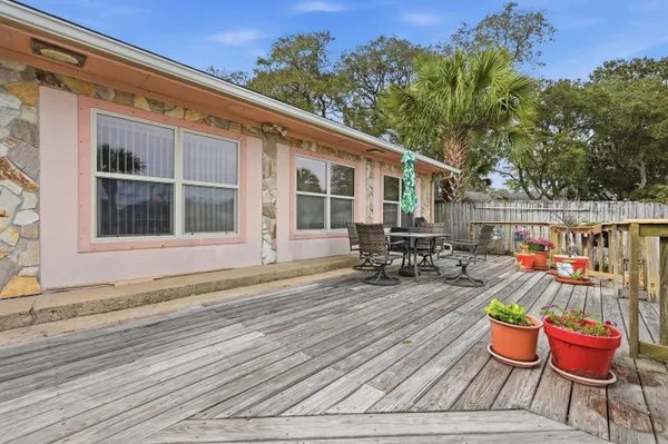 $1,800,000 | 144 Monahan Drive, Fort Walton Beach, FL 32547