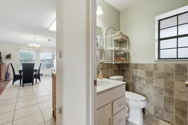 $1,800,000 | 144 Monahan Drive, Fort Walton Beach, FL 32547