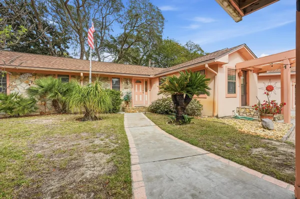 $1,800,000 | 144 Monahan Drive, Fort Walton Beach, FL 32547