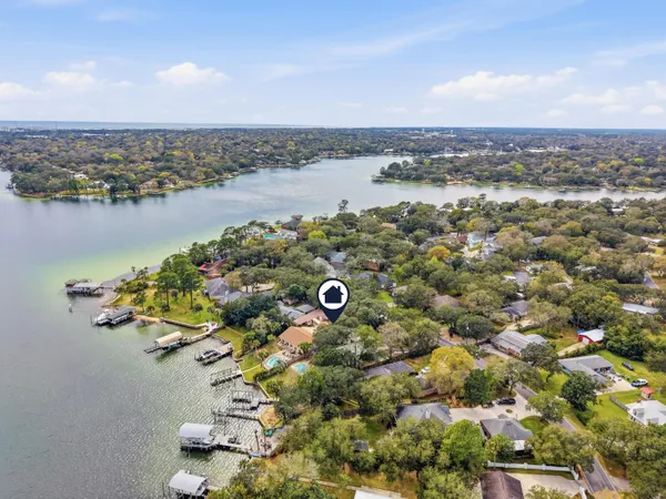$1,800,000 | 144 Monahan Drive, Fort Walton Beach, FL 32547
