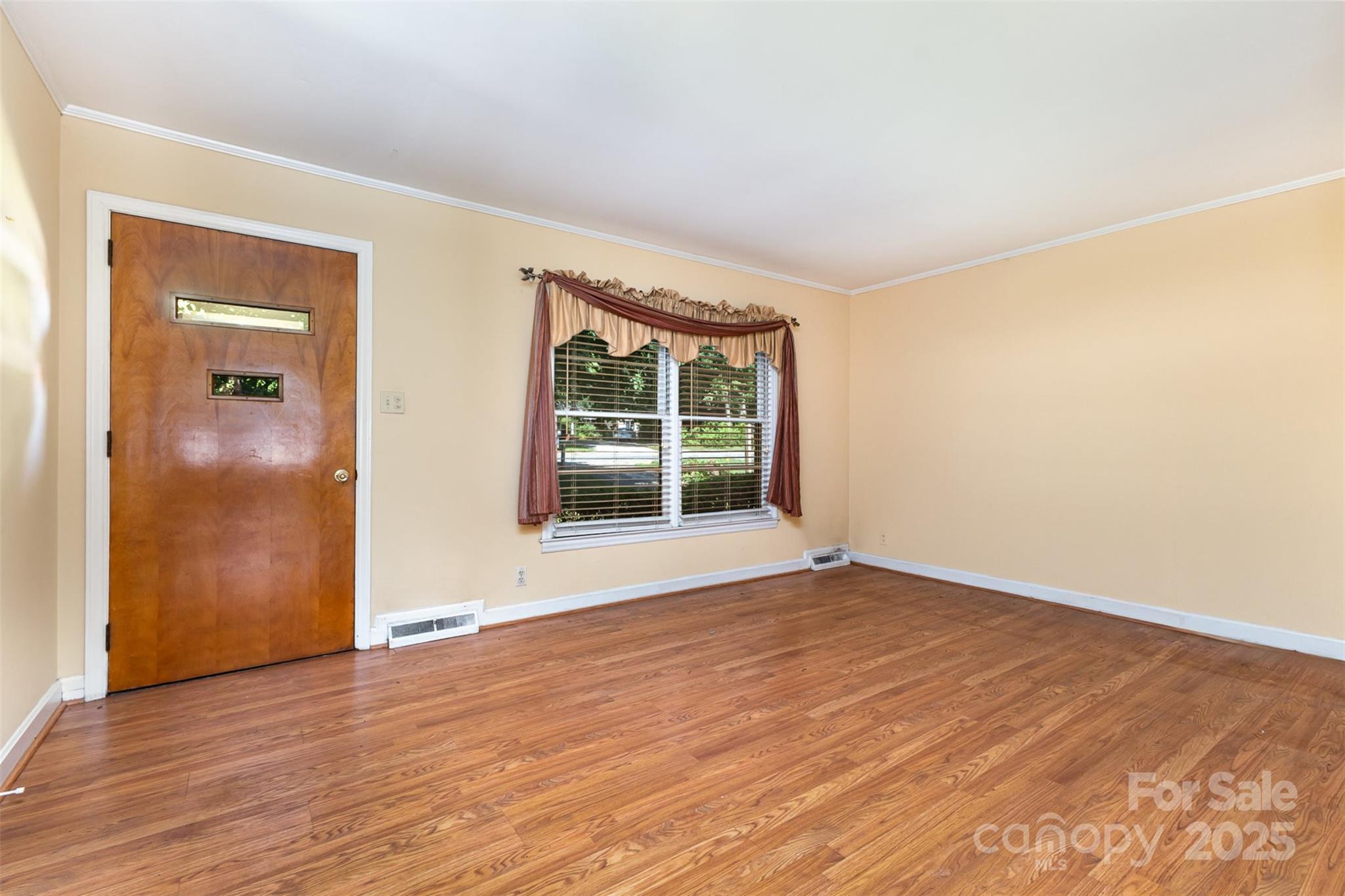 5211 Nations Ford Road Charlotte, NC 28217 - Photo 4 of 22 Gallery Image 4
