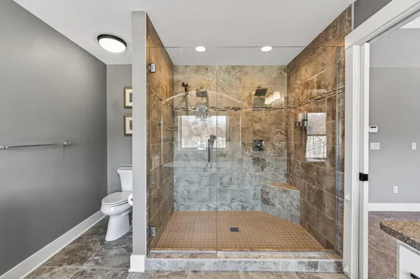 $1,225,000 | 14314 McKenna Road Northwest, Prior Lake, MN 55372
