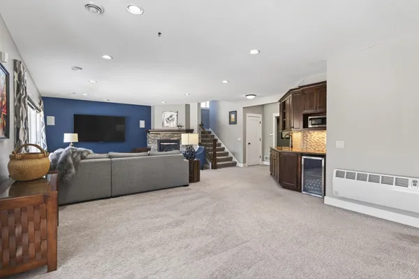 $1,225,000 | 14314 McKenna Road Northwest, Prior Lake, MN 55372