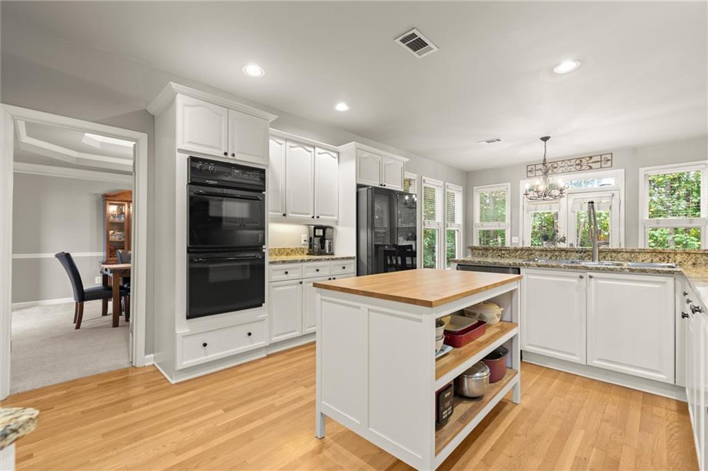 321 Ironhill Trace Woodstock, GA 30189 - Photo 6 of 75