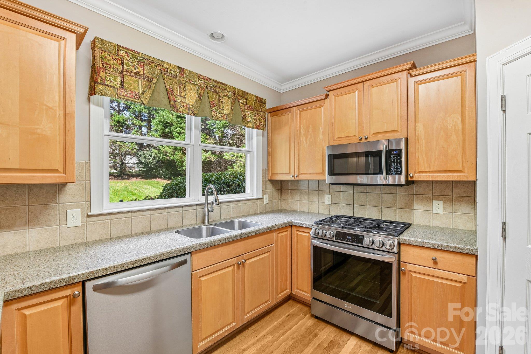 3573 Lake Shore Road South Denver, NC 28037 - Photo 9 of 28 Gallery Image 9