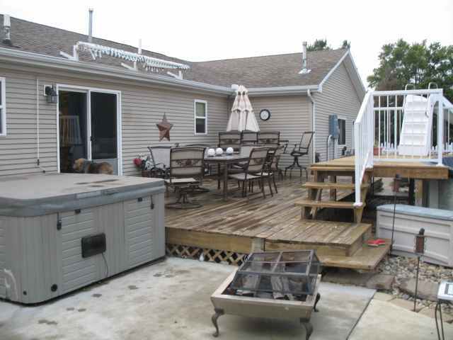 112 A Rr 1 Wapella, IL 61777 - Photo 10 of 13