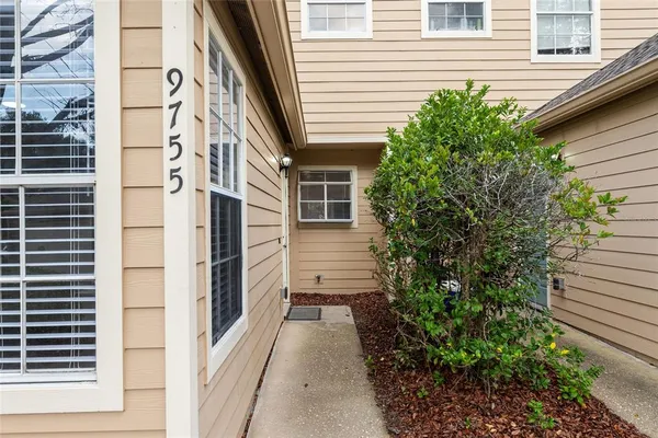 $1,950 | 9755 Southwest 52nd Road, Gainesville, FL 32608