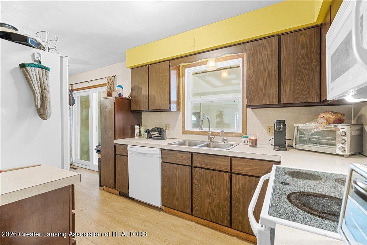 6918 Maynard Road Portland, MI 48875 - Photo 14 of 21 14-Media Jett -12