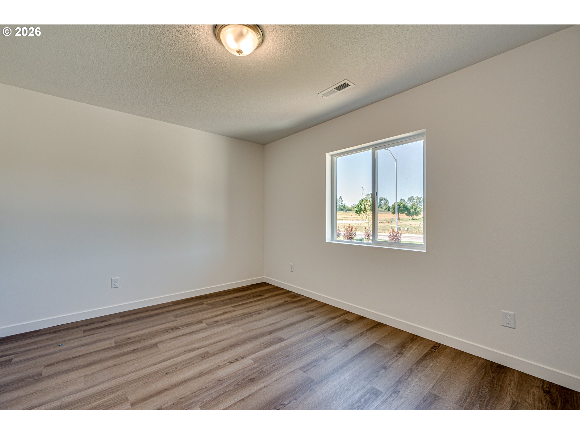 2008 Henderson Way Longview, WA 98632 - Photo 14 of 32