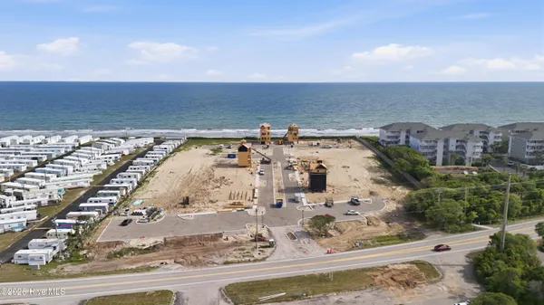 $799,683 | 323 Black Pearl Drive, Atlantic Beach, NC 28512
