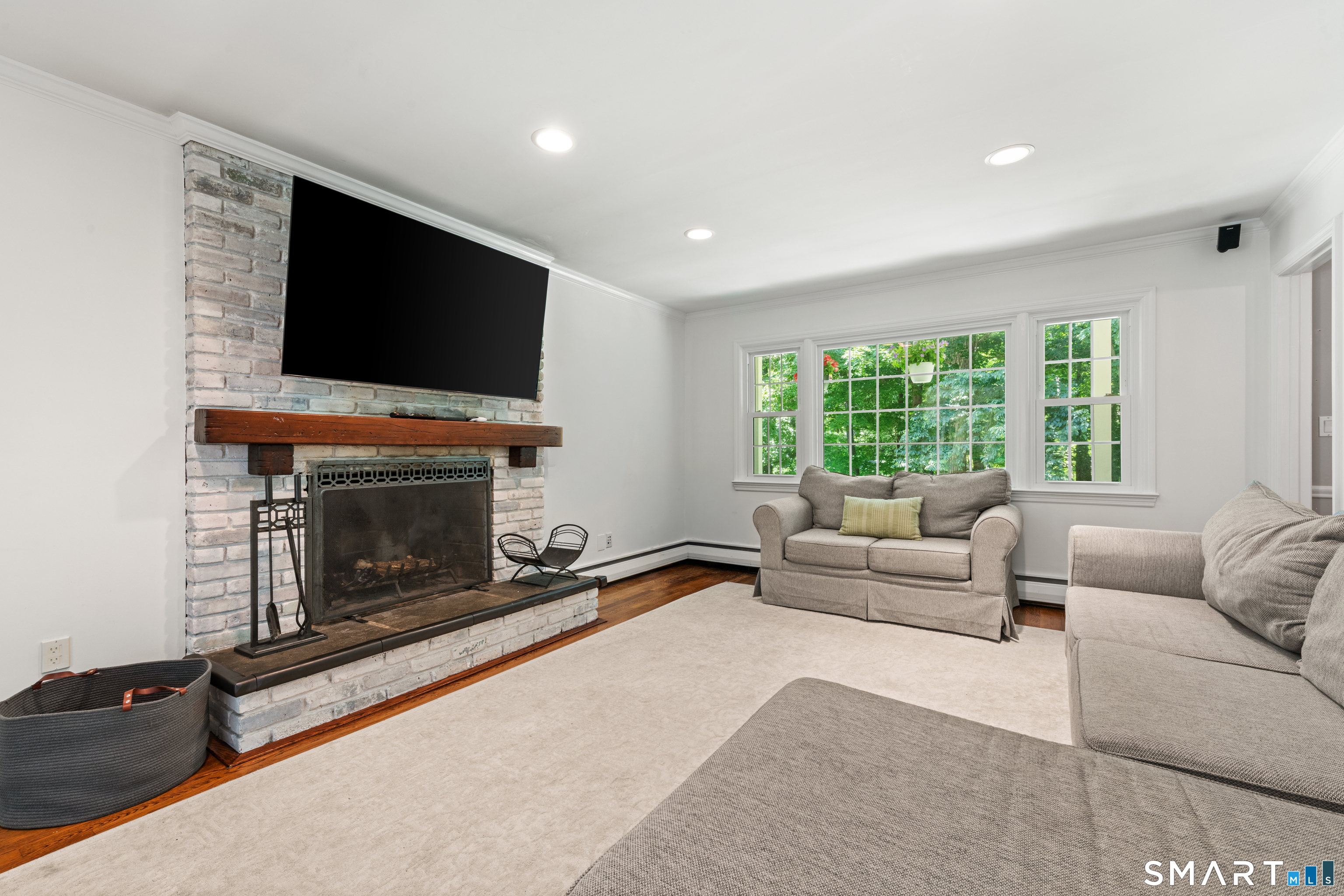 117 Mill Road Stamford, CT 06903 - Photo 7 of 39