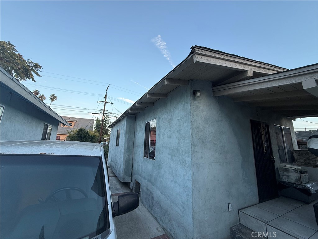 4020 Trinity Street Los Angeles, CA 90011 - Photo 9 of 22