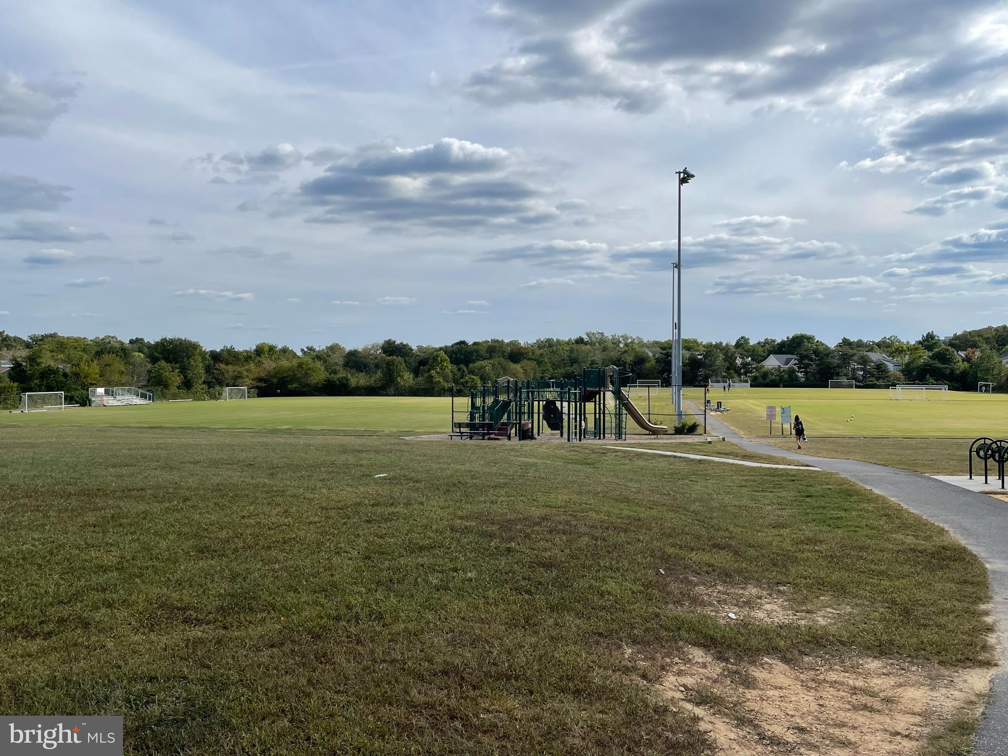 7327 Oldham Leeds Way Springfield, VA 22150 - Photo 46 of 50 Lots of open greenspace and playground