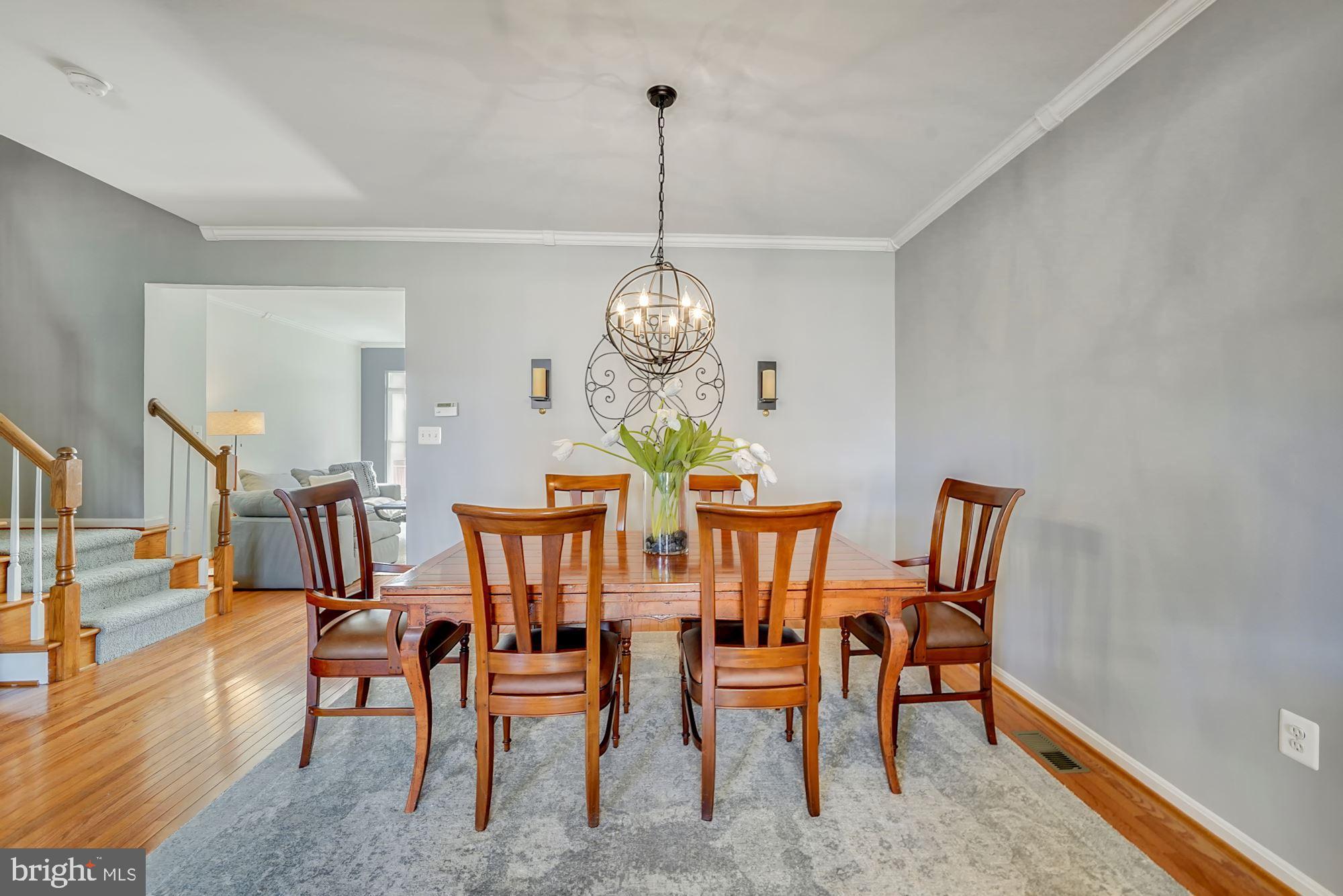 7327 Oldham Leeds Way Springfield, VA 22150 - Photo 6 of 50 Dedicated dining space