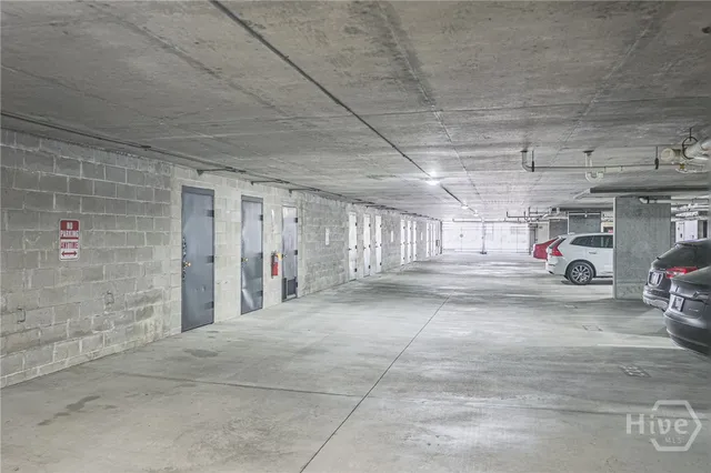 $750,000 | 329 West Charlton Street, Savannah, GA 31401