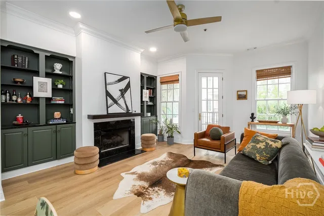 $750,000 | 329 West Charlton Street, Savannah, GA 31401