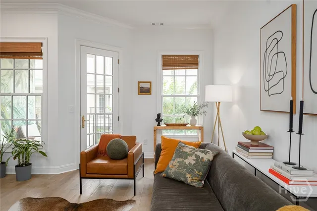 $750,000 | 329 West Charlton Street, Savannah, GA 31401