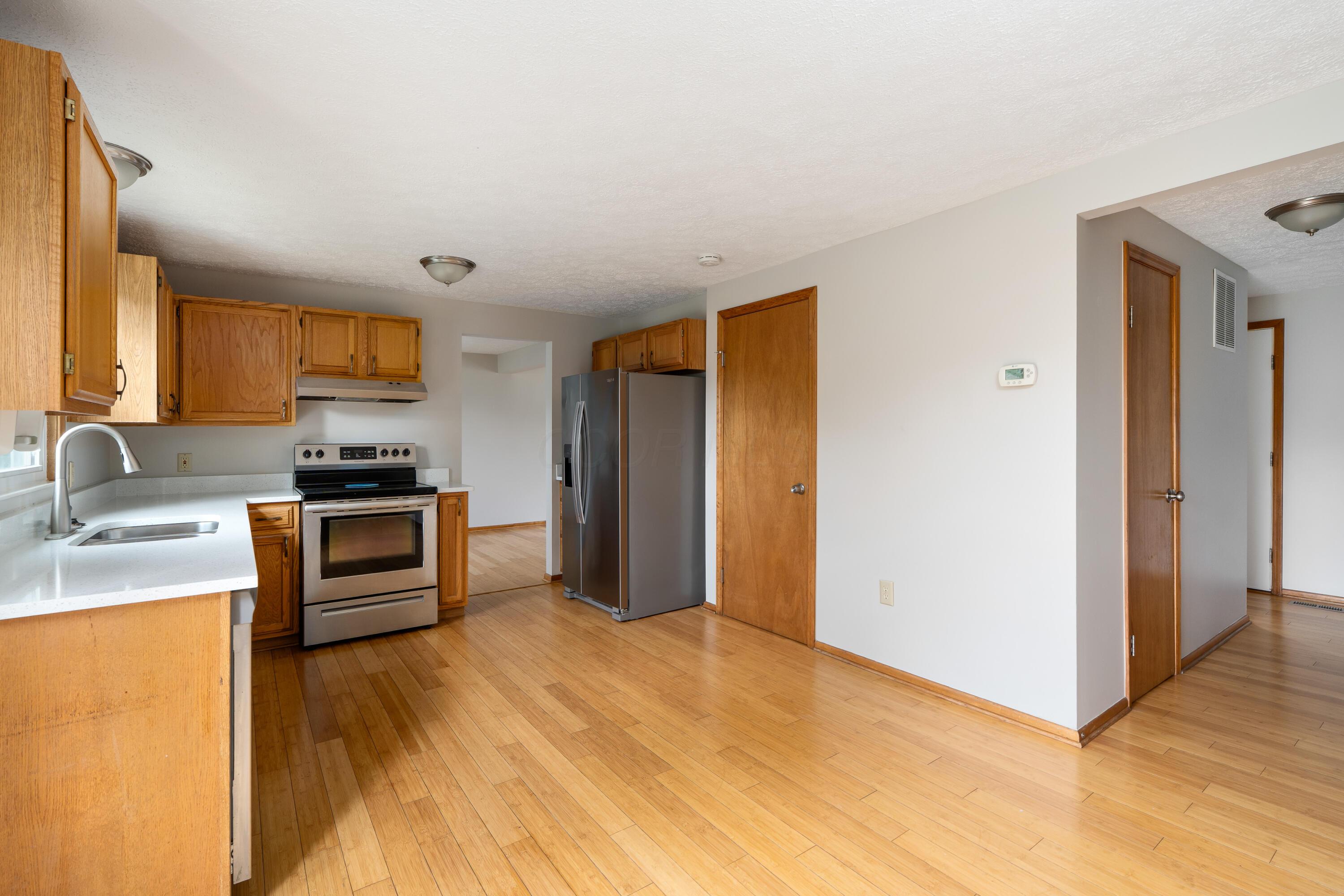 95 Highmeadows Circle Powell, OH 43065 - Photo 12 of 42
