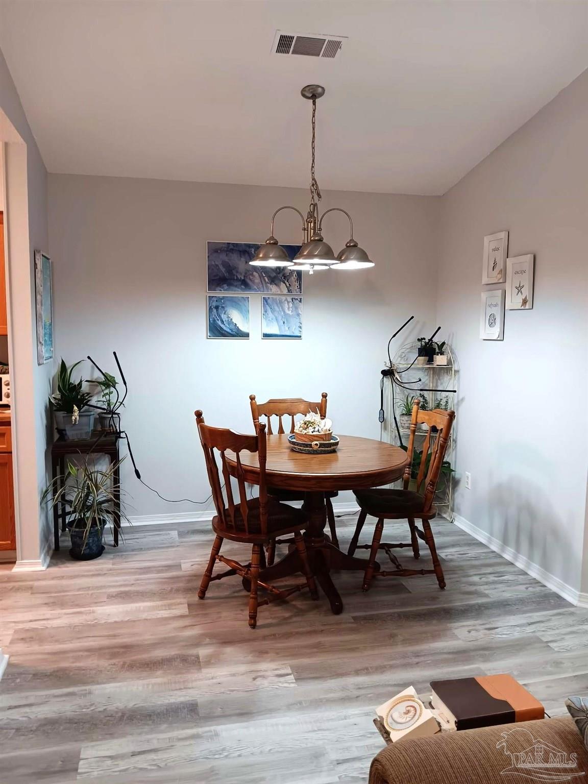 601 East Burgess Road, Unit D8 Pensacola, FL 32504 - Photo 5 of 27