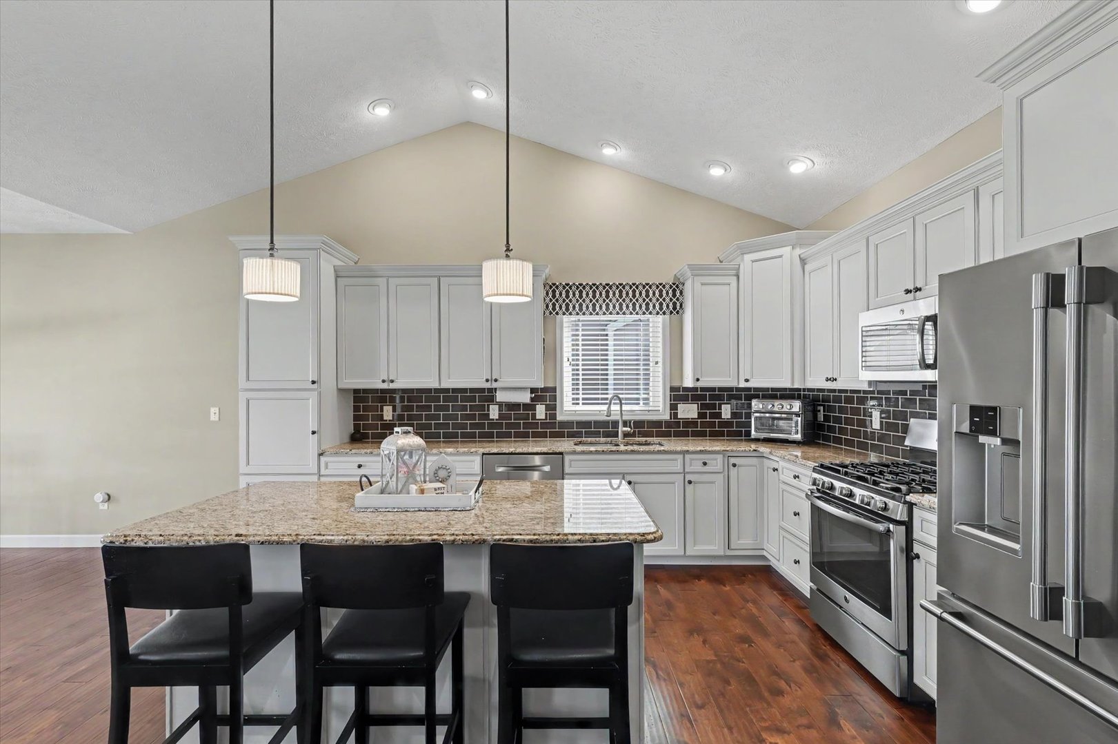 312 London Way Savoy, IL 61874 - Photo 13 of 40