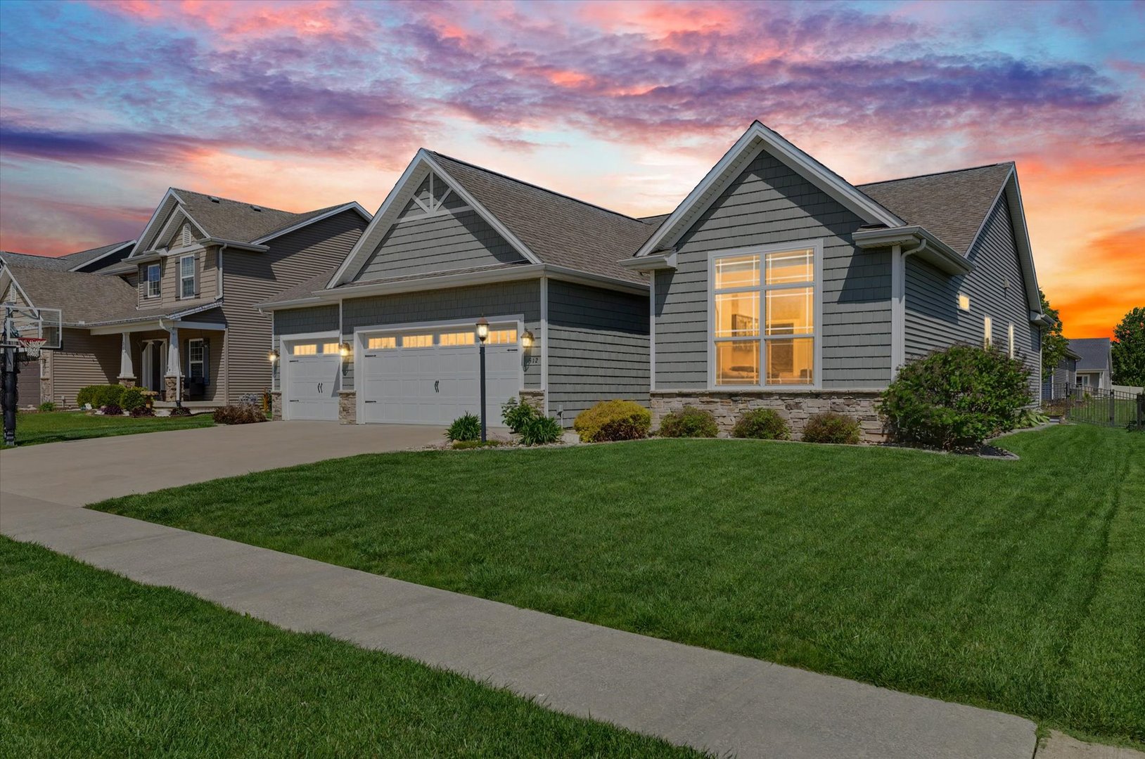 312 London Way Savoy, IL 61874 - Photo 2 of 40