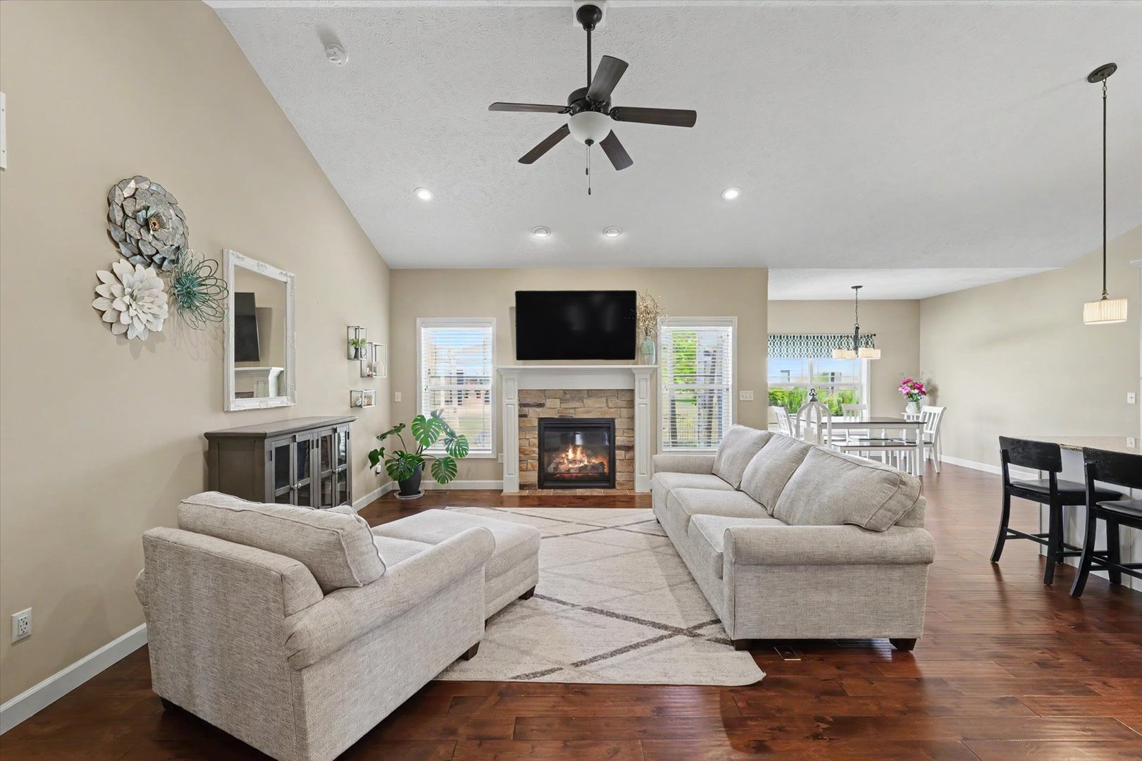 312 London Way Savoy, IL 61874 - Photo 7 of 40