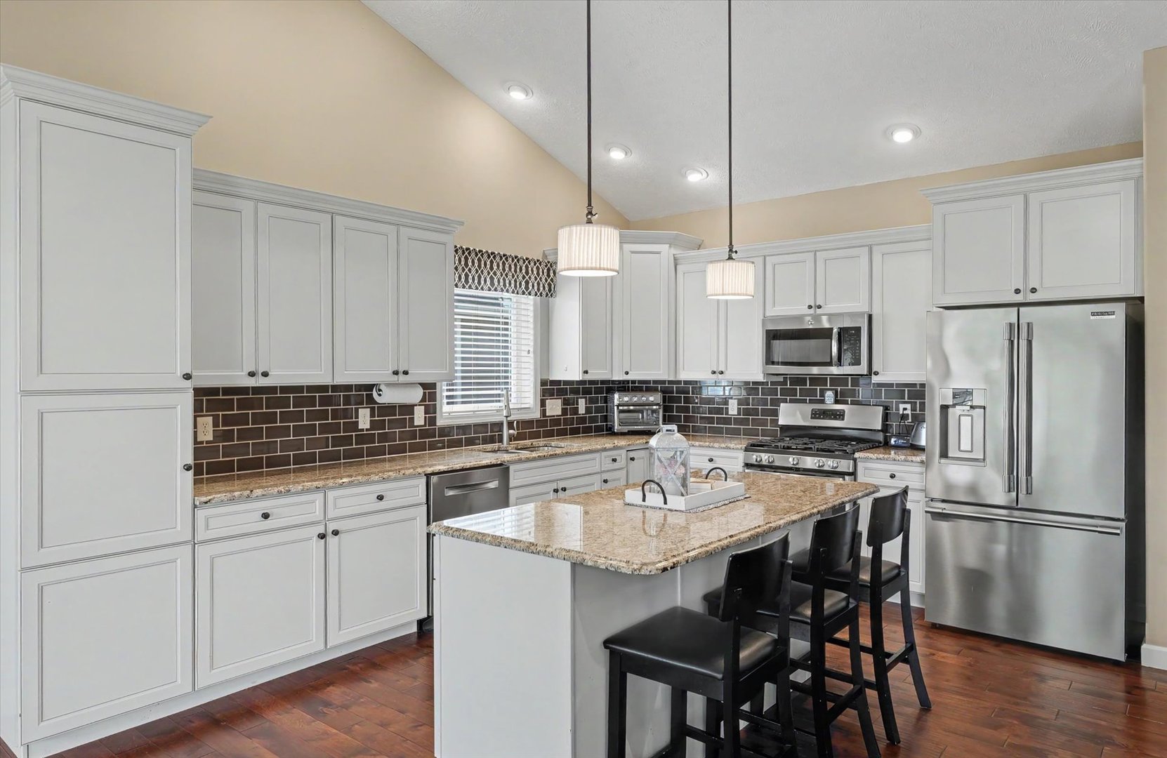312 London Way Savoy, IL 61874 - Photo 10 of 40