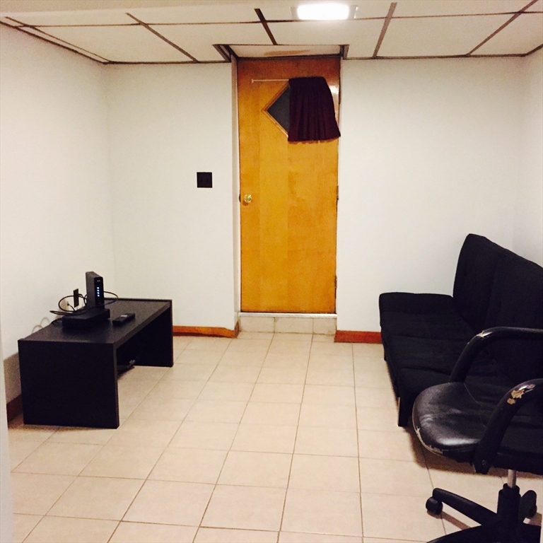 9 Hall Street, Unit BL Waltham, MA 02453 - Photo 6 of 10