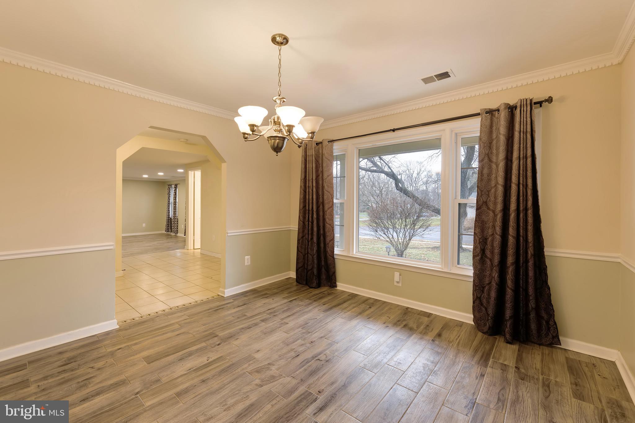 15 Butternut Way Sterling, VA 20164 - Photo 24 of 30 Dining Room