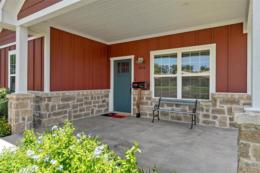 3226 Pine Avenue Waco, TX 76708 - Photo 3 of 36