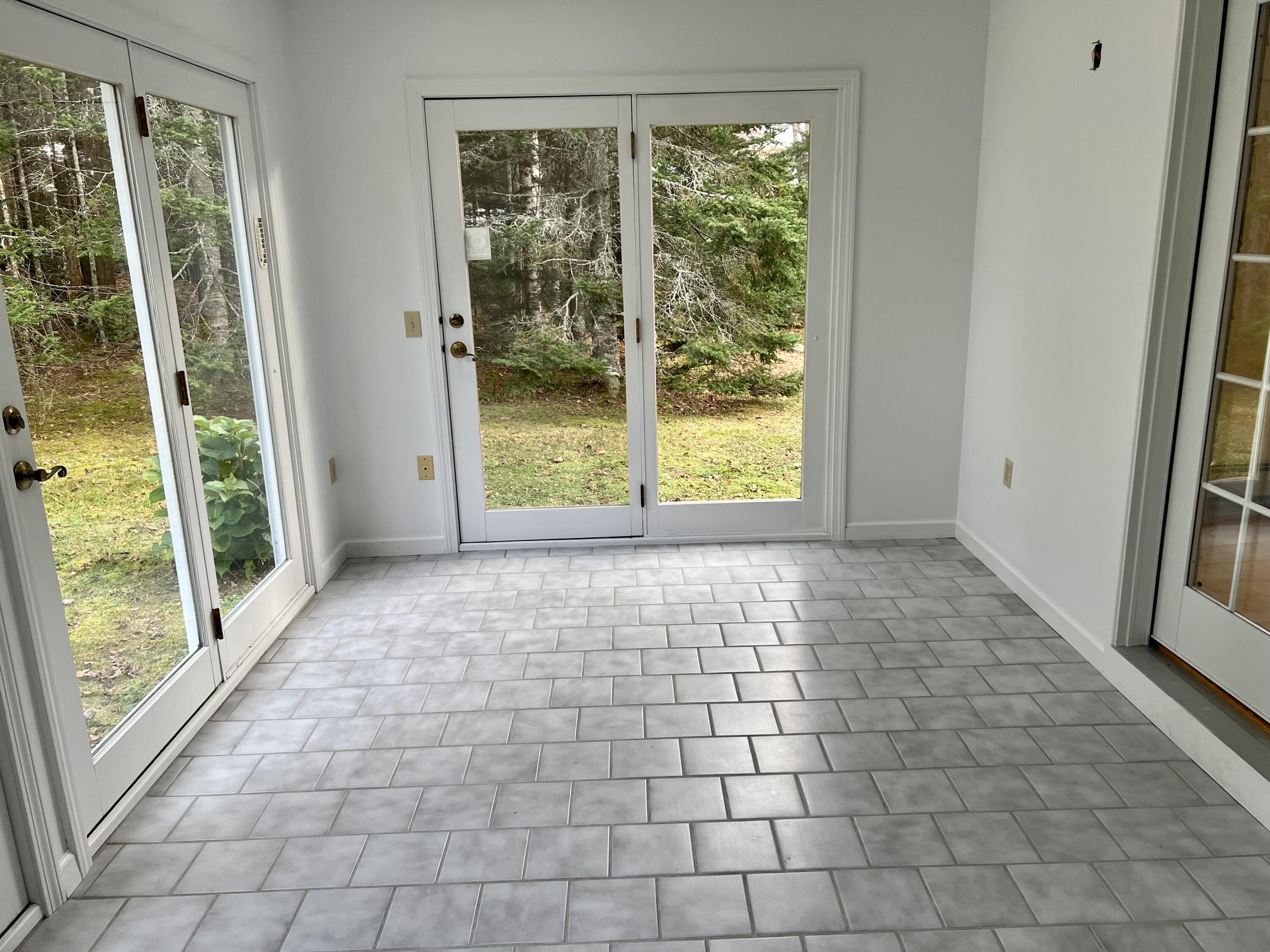 11 Stoney Ridge Road Ellsworth, ME 04605 - Photo 37 of 46 Sunroom