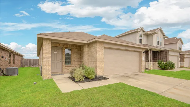 $199,000 | 14416 Sugar Pines Drive, Conroe, TX 77302