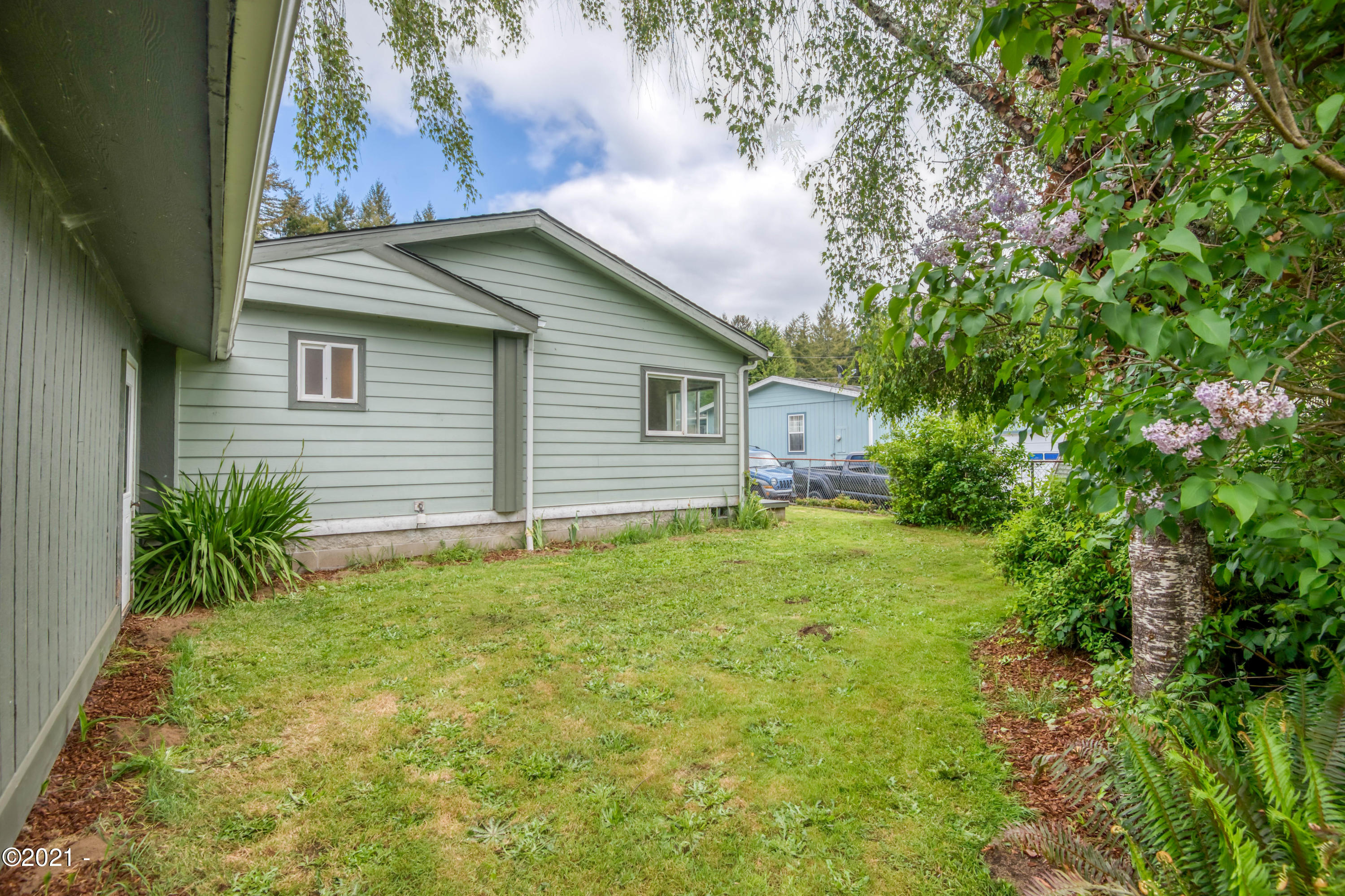 1211 Southeast River Road Toledo, OR 97391 - Photo 41 of 48 1211River18