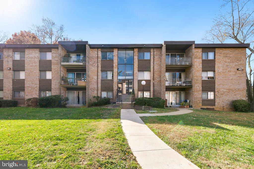 3772 Bel Pre Road, Unit 10 Silver Spring, MD 20906 - Photo 3 of 38 Gallery Image 3