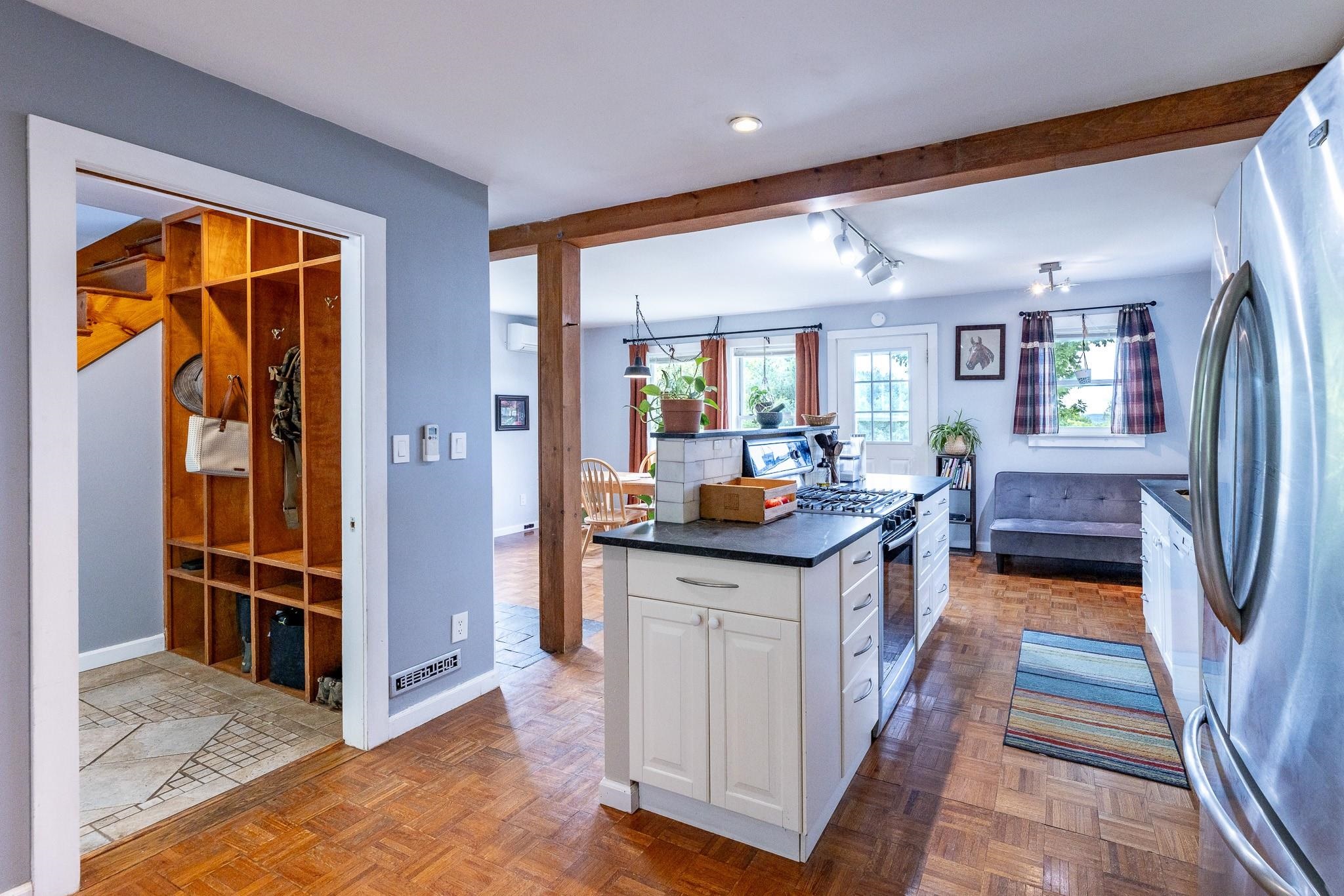 647 Pero Hill Road Thetford, VT 05075 - Photo 11 of 59