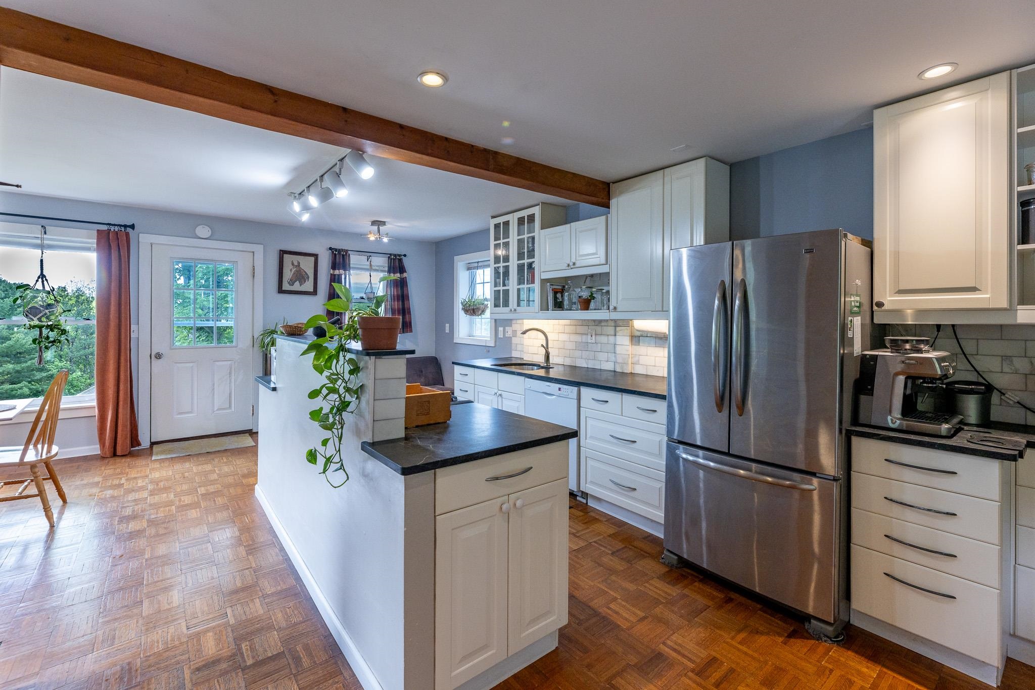 647 Pero Hill Road Thetford, VT 05075 - Photo 13 of 59