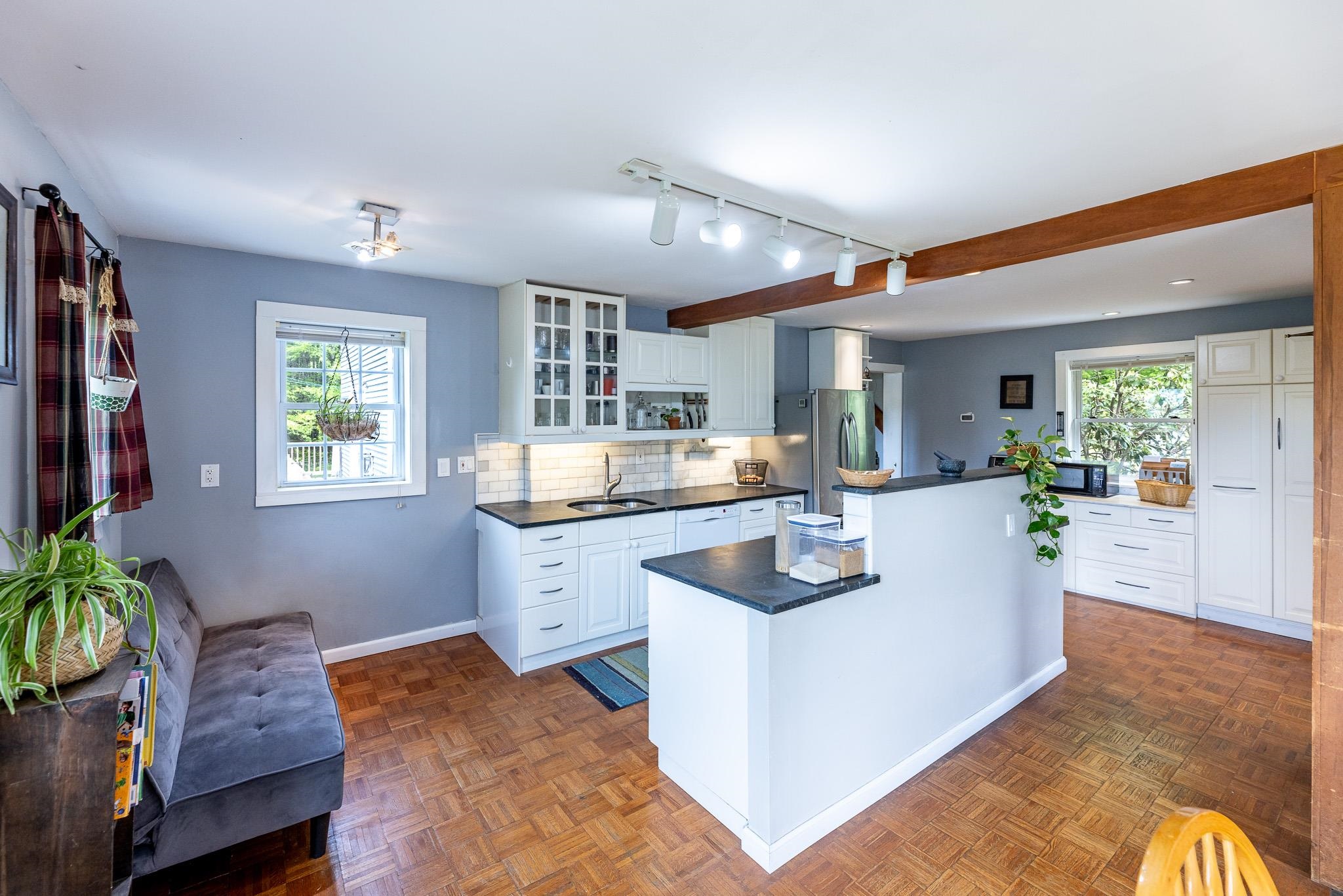 647 Pero Hill Road Thetford, VT 05075 - Photo 14 of 59