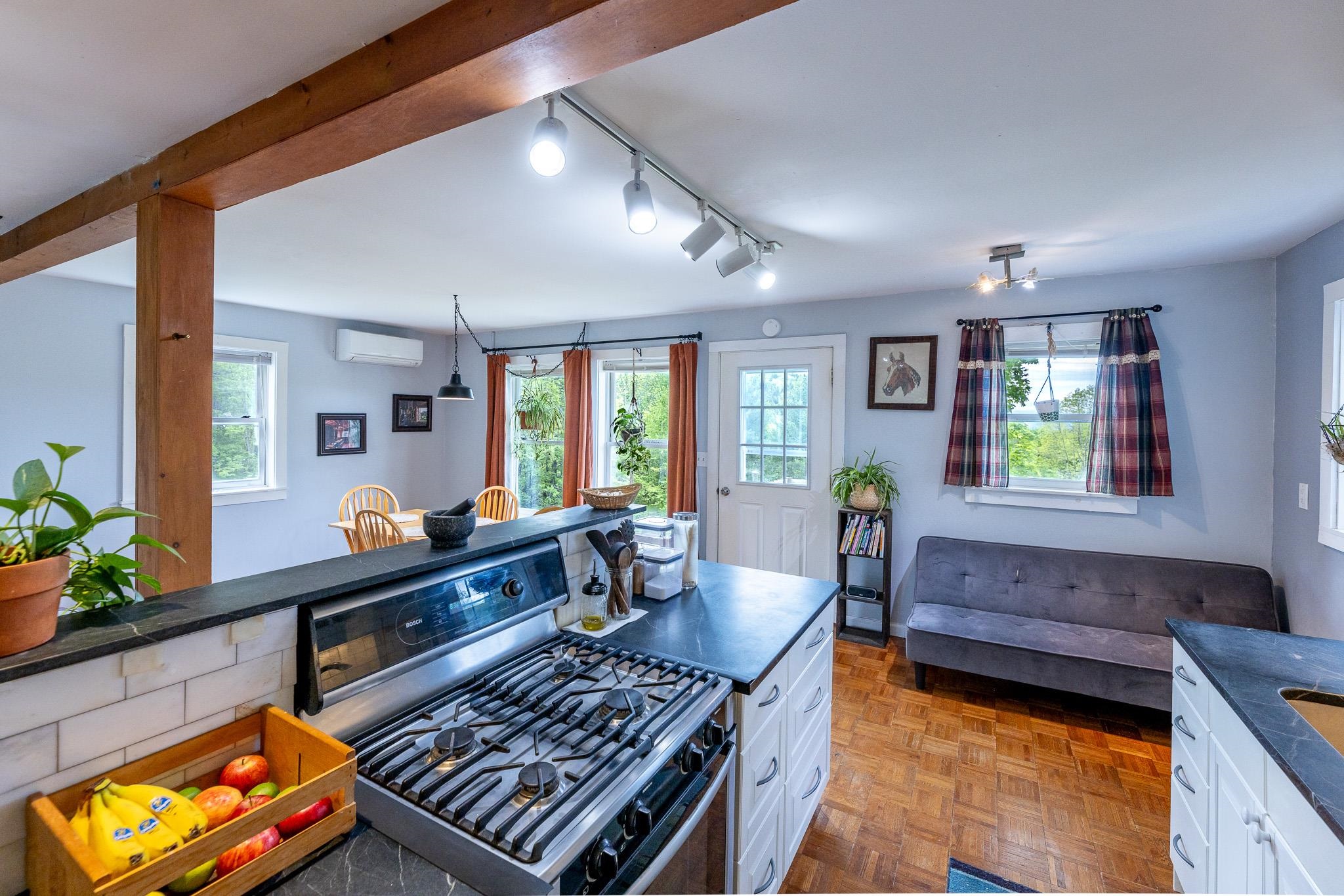 647 Pero Hill Road Thetford, VT 05075 - Photo 15 of 59