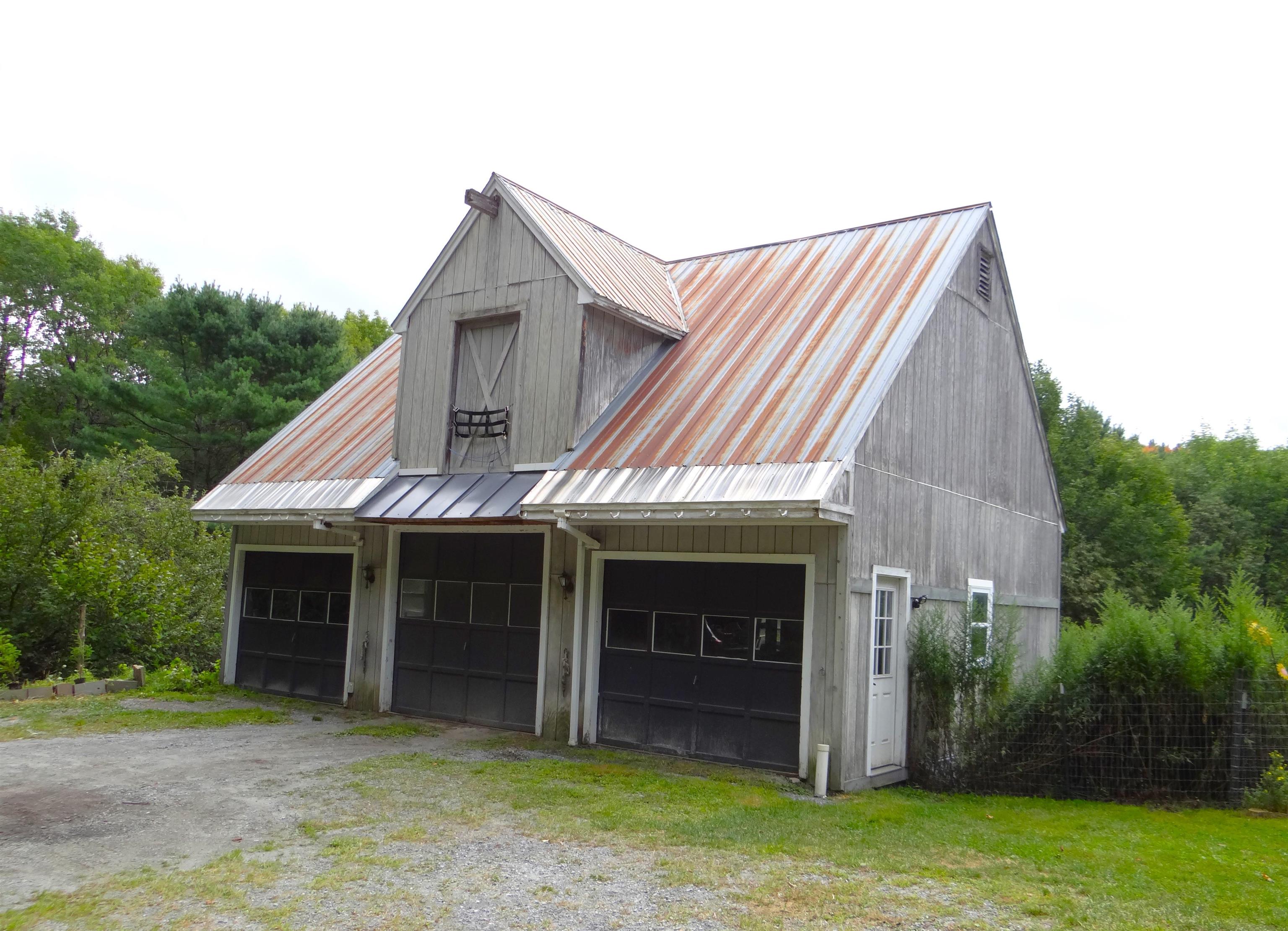 647 Pero Hill Road Thetford, VT 05075 - Photo 3 of 59