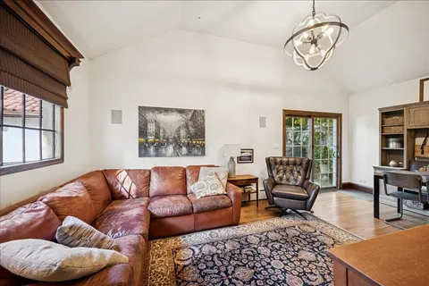 $1,399,000 | 285 Vernon Avenue, Glencoe, IL 60022