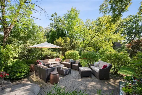 $1,399,000 | 285 Vernon Avenue, Glencoe, IL 60022