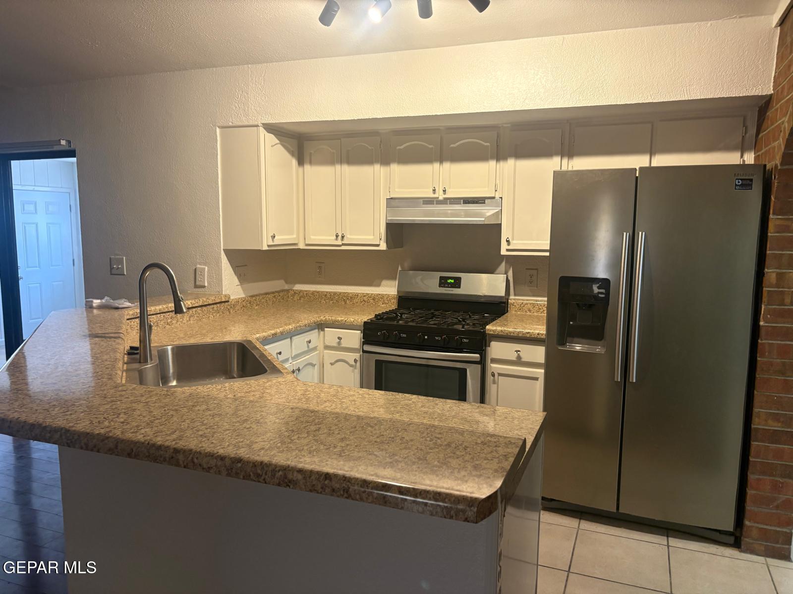 3417 Guthrie Street El Paso, TX 79935 - Photo 8 of 25 3417 Guthrie (21)