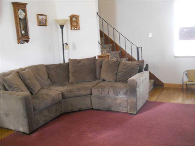 1108 Holmes Street McKees Rocks, PA 15136 - Photo 12 of 14 Living Room.