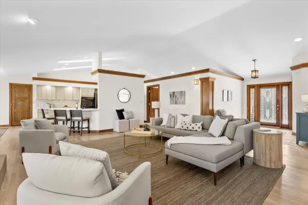 $619,900 | 3381 Highpointe Drive, New Berlin, WI 53151