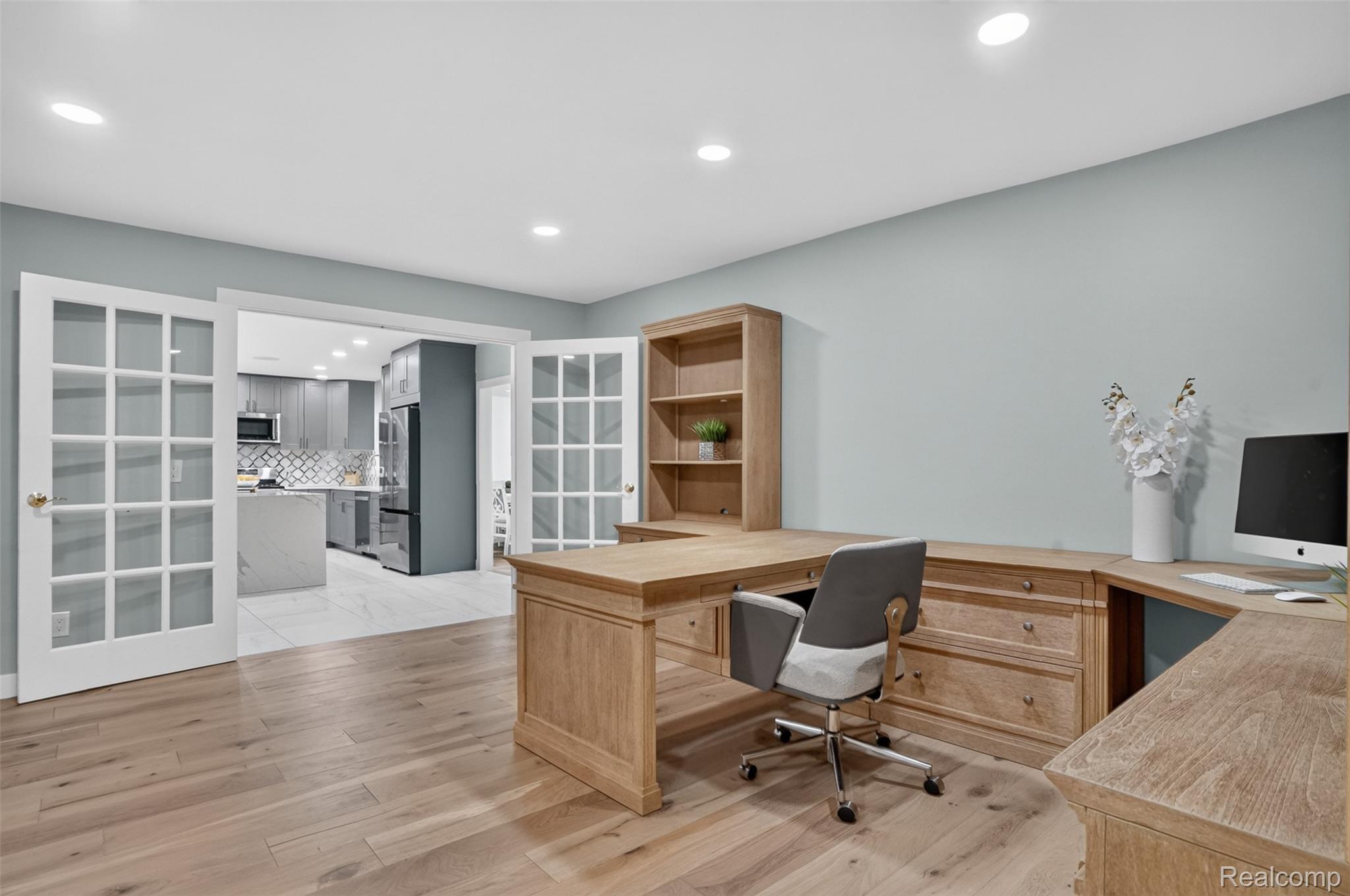 3885 Quarton Road Bloomfield Hills, MI 48302 - Photo 19 of 49 DSC04381.jpg