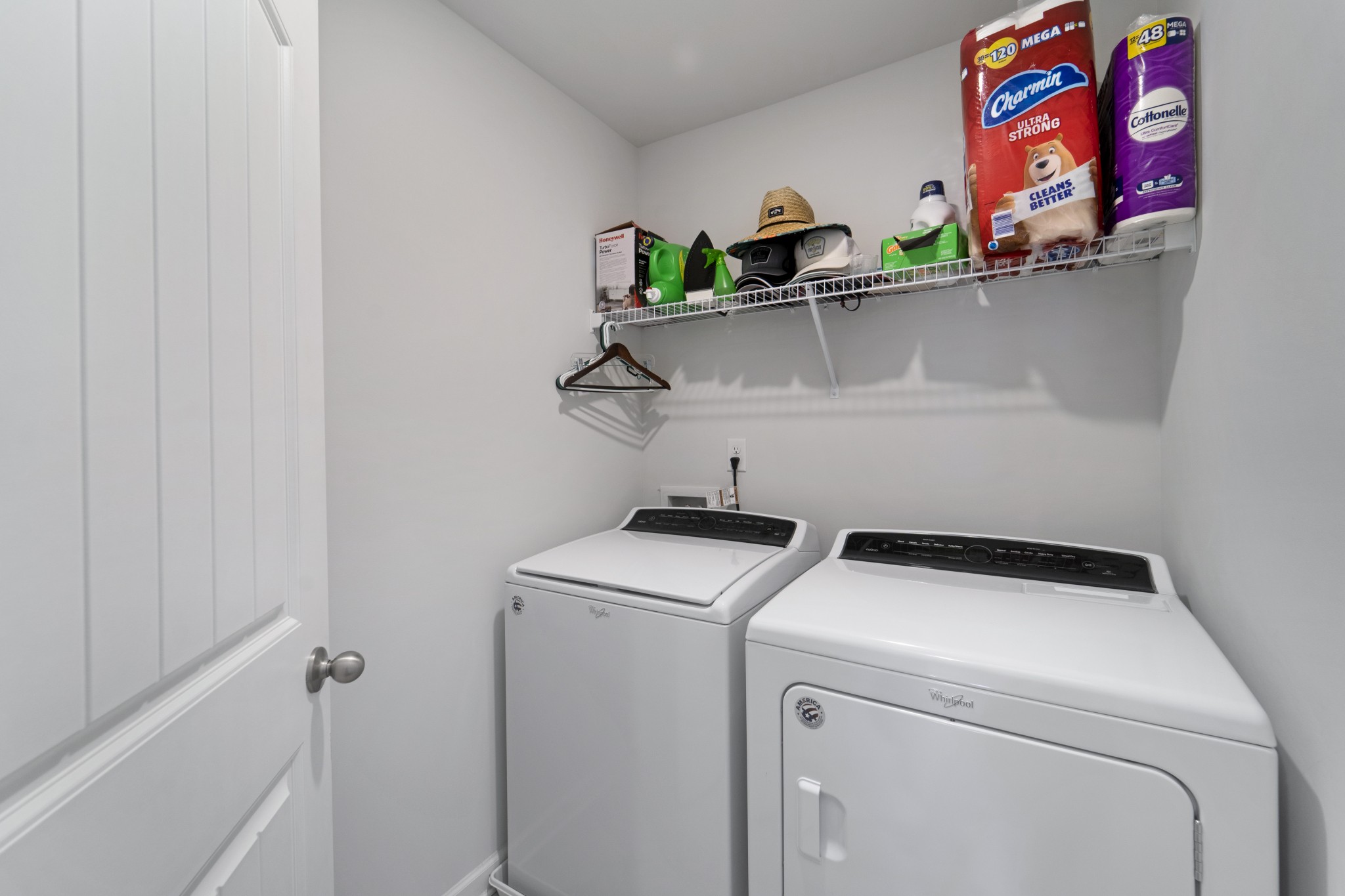 2807 Haversack Circle Murfreesboro, TN 37128 - Photo 22 of 22 a utility room with dryer and washer