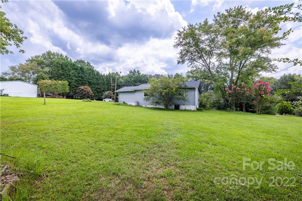 2859 Emory Road Morganton, NC 28655 - Photo 11 of 14 Gallery Image 11