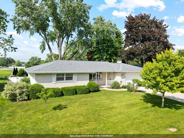 $317,500 | 337 Brookridge Street, Allouez, WI 54301