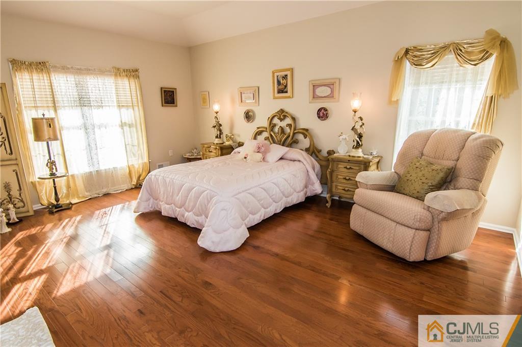 79 Yates Road Manalapan, NJ 07726 - Photo 19 of 25 Gallery Image 19