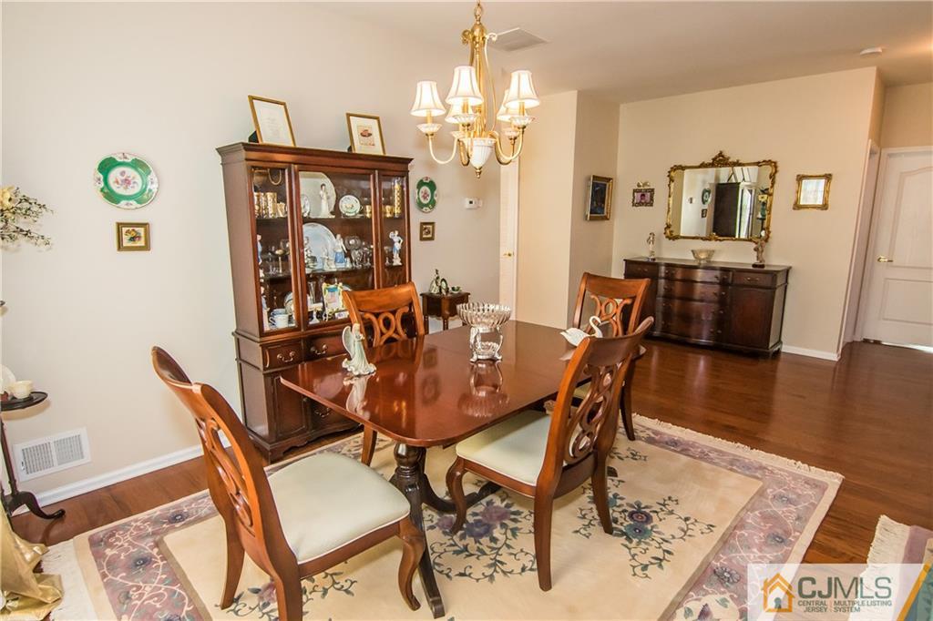 79 Yates Road Manalapan, NJ 07726 - Photo 7 of 25 Gallery Image 7